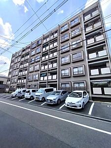 外観:【建物外観】マンション物件!駐輪場・平面駐車場・エレベーター有! 外観:【建物外観】マンション物件!駐輪場・平面駐車場・エレベーター有!