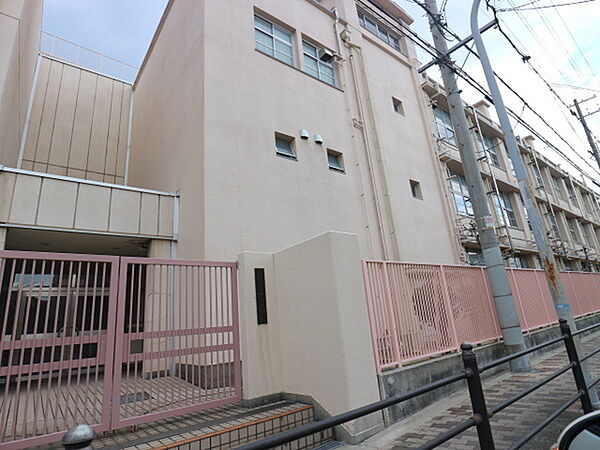 大阪市立田島中学校まで1187m