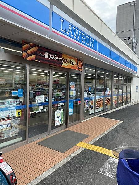 ローソン生野田島一丁目店まで695m