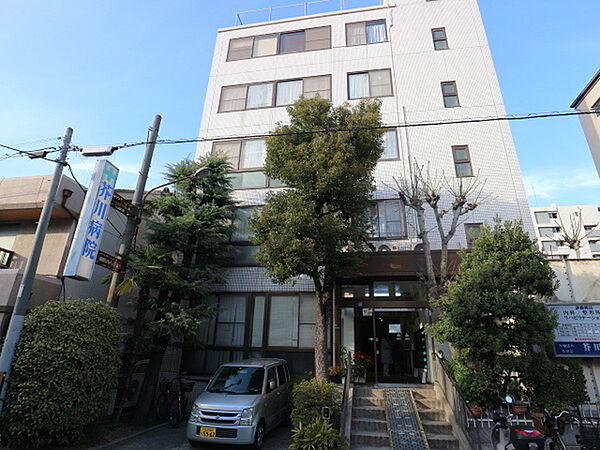 医療法人芥川会芥川病院まで242m