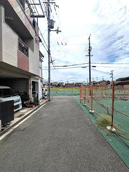 【前面道路】過ごしやすい住宅地の環境です。
