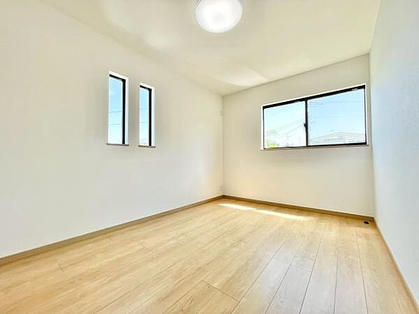 約6.75帖の洋室です！