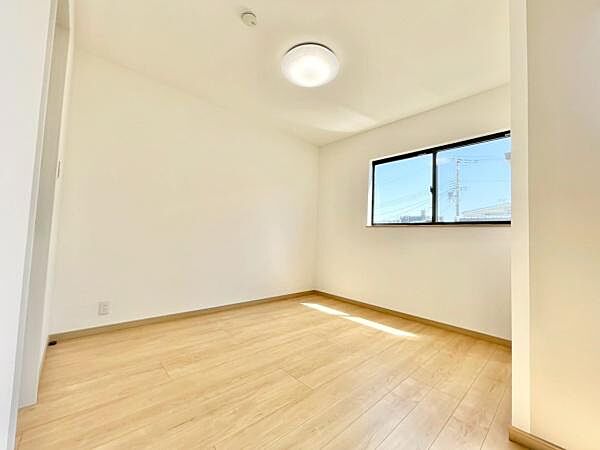 使い勝手の良いお部屋です♪