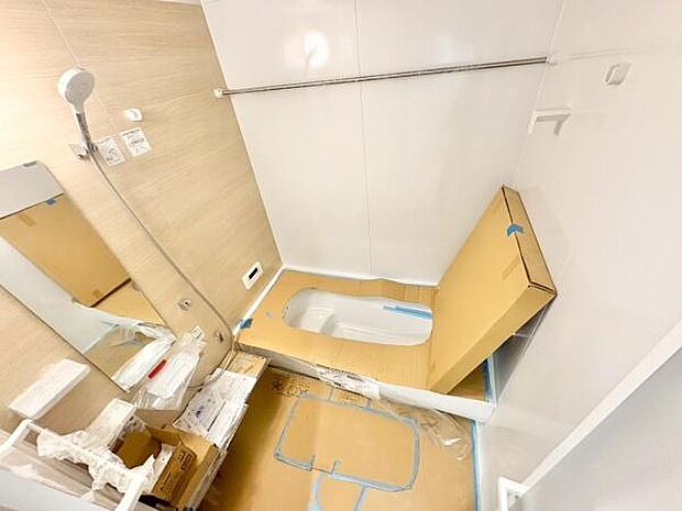 日頃の疲れを癒すにはもってこいの落ち着いた雰囲気のバスルームになります♪