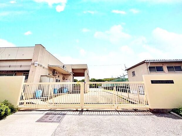 堺市立大仙小学校まで380m