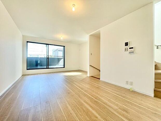 ご家族の対話を重視したリビングイン階段！『ただいま！』『おかえり！』の声がいつも聞こえて安心です♪