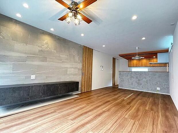 ※当社施工例ご家族みんなで長い時間を過ごすリビングは一番居心地のいいものであって欲しいですね！