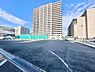 駐車場：幅の広い駐車場となっております♪お車の出し入れも楽々ですね♪