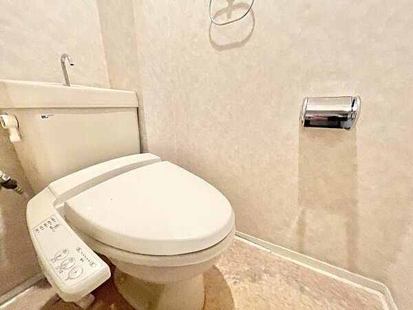 トイレを拡大表示