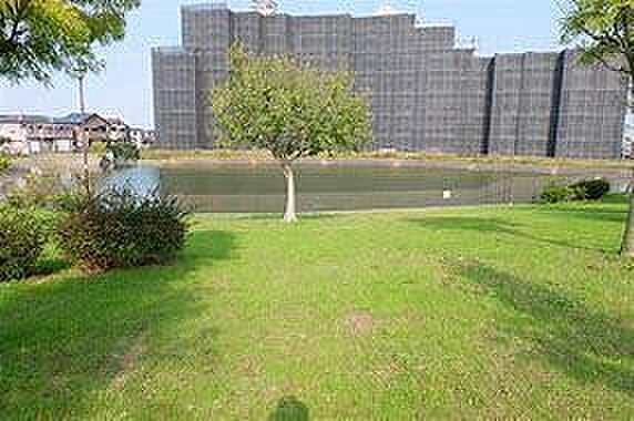 登美丘北公園まで1100m