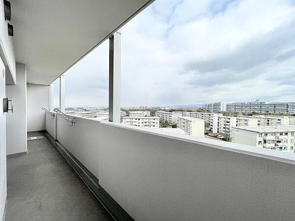 物干しセットを追加すれば、一度にたくさんのお洗濯物が干せるのが魅力！