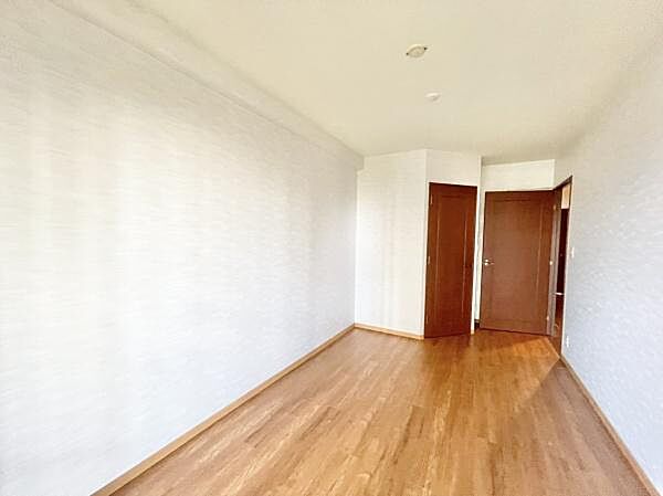 約7.2帖の洋室です！WIC付きのお部屋になります！