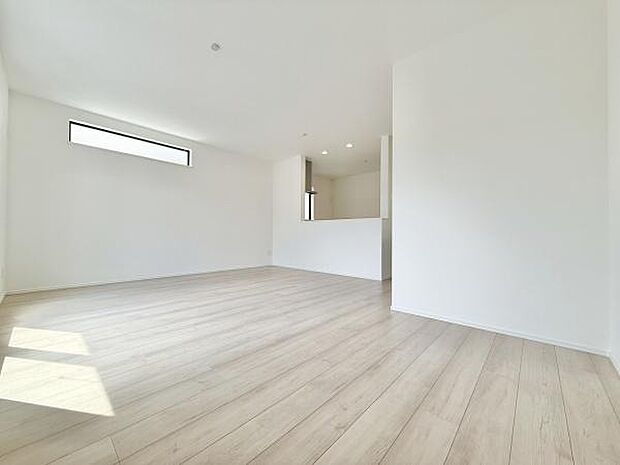 16.25帖のリビングダイニング。リビングは家族のオアシスへ毎日家族が笑顔で生活する空間であるリビング。