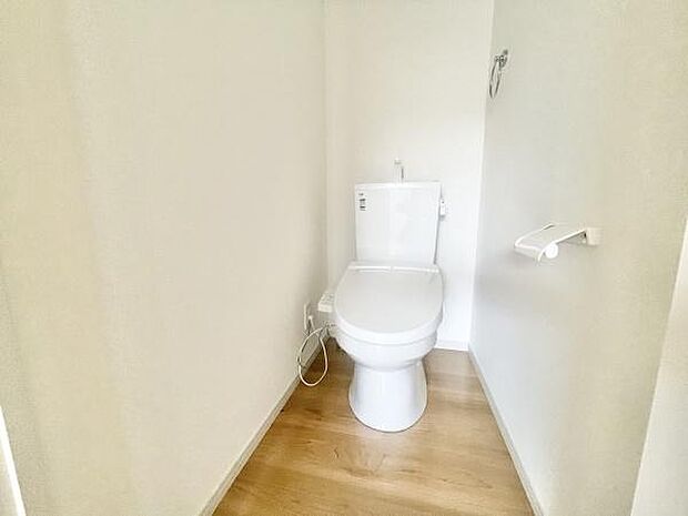 1階2階どちらにもトイレがあるって本当に便利ですね。