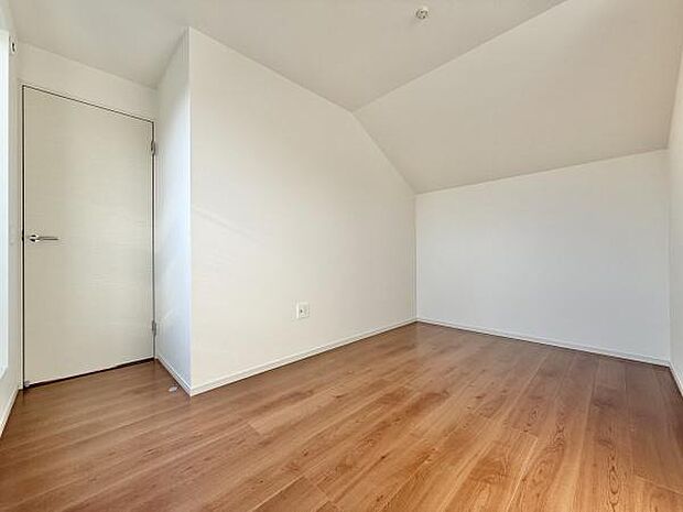 本を読んだり趣味の時間を楽しんだり家の中でひとり静かになれる空間