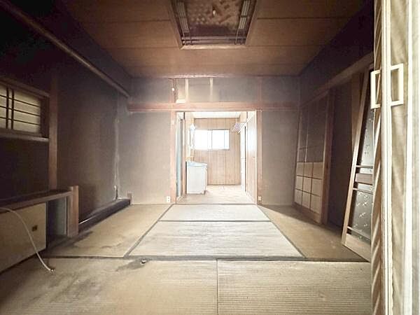 本を読んだり趣味の時間を楽しんだり家の中でひとり静かになれる空間