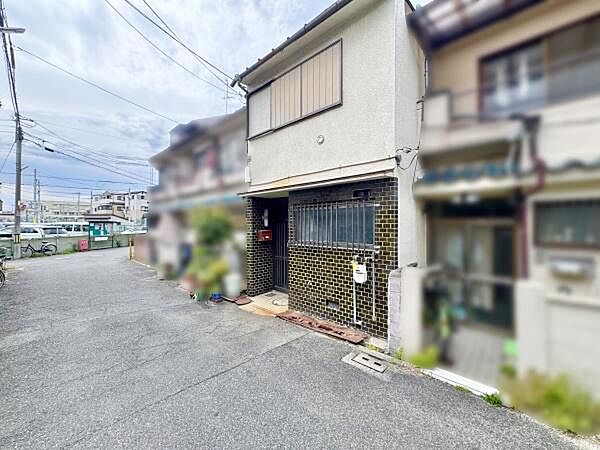 JR阪和線・大阪メトロ御堂筋線が徒歩圏内！各方面アクセスがいい住居は日々の生活を助けてくれますね。