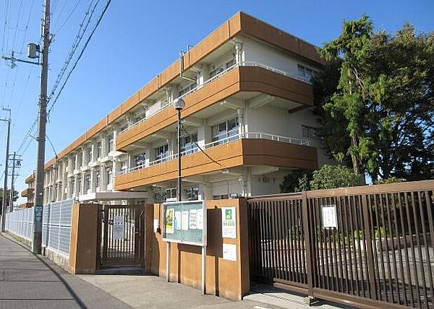 堺市立美原西小学校まで350m