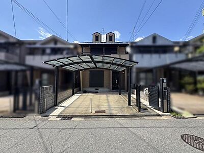外観:阪堺電気軌道阪堺線「寺地町」駅が徒歩5分。通勤にも外出にもアクセス良好。家族でおでかけすることも増えそうですね♪ 外観:阪堺電気軌道阪堺線「寺地町」駅が徒歩5分。通勤にも外出にもアクセス良好。家族でおでかけすることも増えそうですね♪