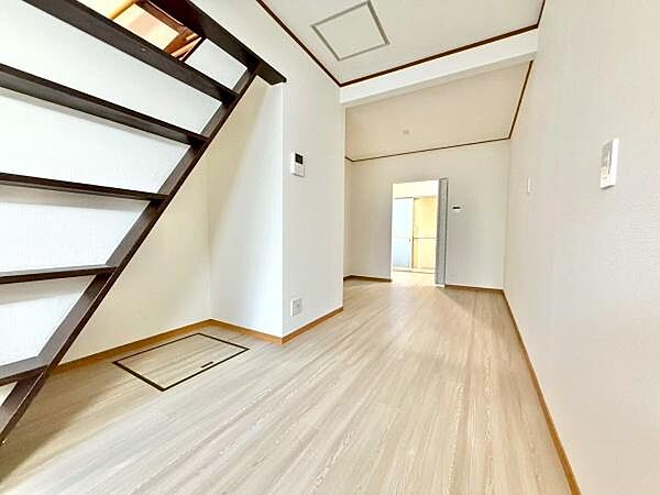 家族の一体感を感じられるLDK！家族と過ごす時間を大切にする方にぴったりの住空間です♪