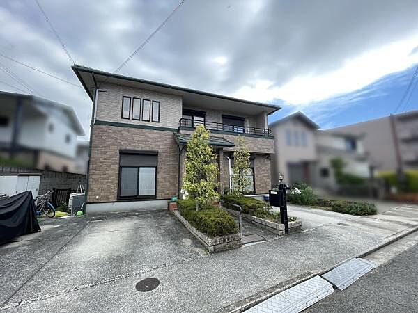 全面道路：幅員約4.0ｍ！前面道路は交通量も少なく、安心してお住まい頂けます!