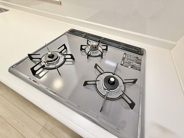 三口コンロでお料理がはかどりますね♪お料理も気分よくできそうです！