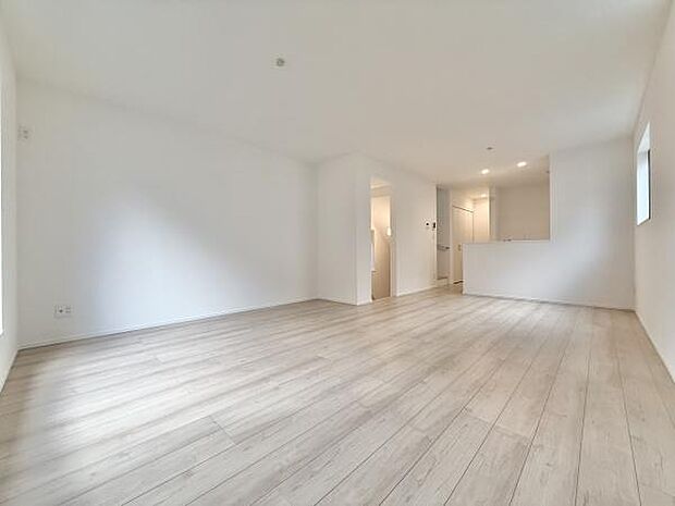 家族の一体感を感じられるDK！家族と過ごす時間を大切にする方にぴったりの住空間です♪