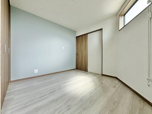 収納を完備!ベッドや机の配置もしやすく好きなものを飾る楽しみもあるお部屋♪お好みの部屋を自由につくることができます!