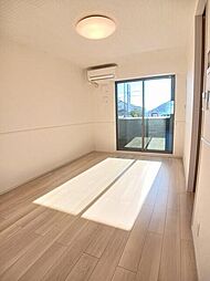 Ｒｉｒｉａ7　10 0102 1階1LDKのリビング/ダイニング