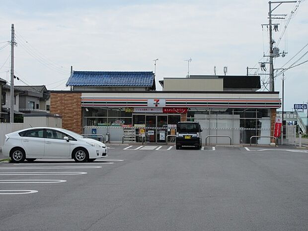 セブンイレブン長浜神照町店まで759m