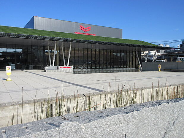 ヤンマーミュージアムまで437m