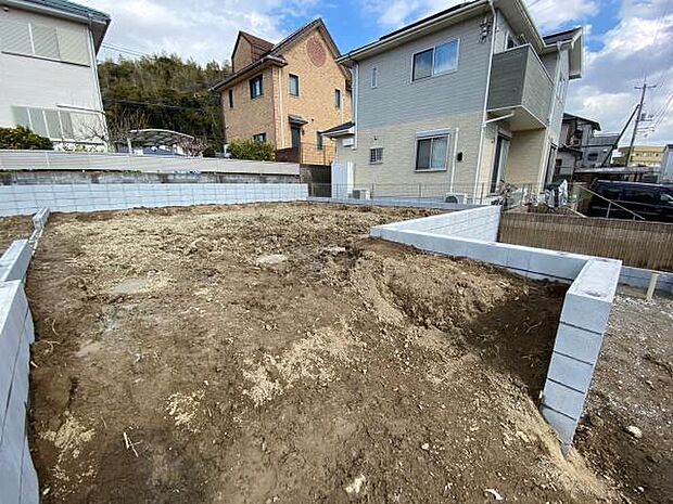 周辺は高い建物がなく開放感があります！