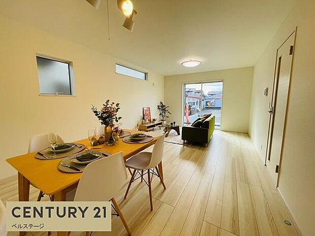 同仕様 開放感があり家族の会話も弾む空間