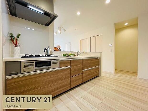 同仕様 広く収納もたっぷりで料理も楽々!