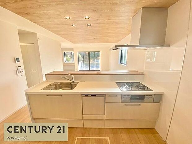 料理しながらリビング全体見渡せる!