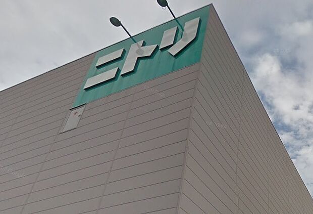 ニトリ木更津店まで666m