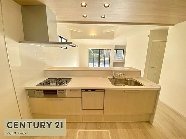 広いキッチンで楽しく料理ができます！