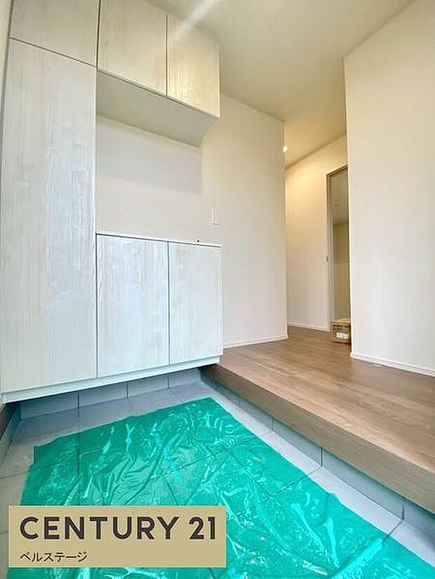 毎日お出かけしたくなる素敵な玄関!