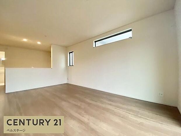 ゆったりくつろげる広々リビング!