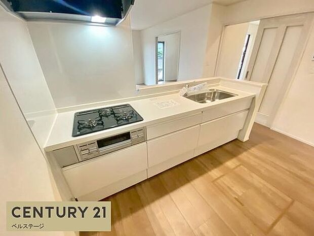 広く収納もたっぷりで料理も楽々!