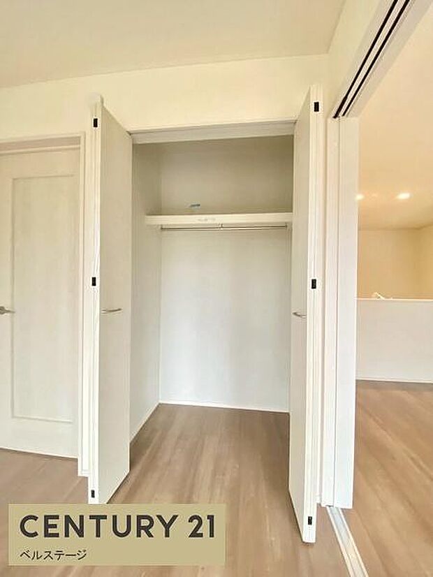 洋服がたくさん入りますね!