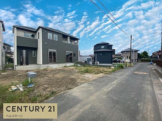 見通しの良い道路で、車の運転も安心です！