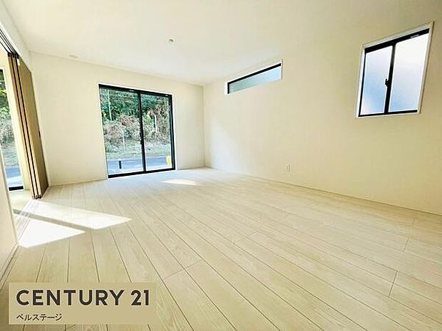 優しい色合いでくつろげる空間!