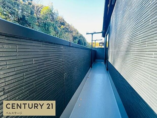 とてもきれいなバルコニーです