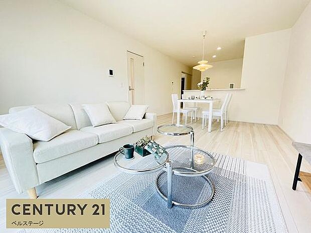 同仕様 開放感があり家族の会話も弾む空間