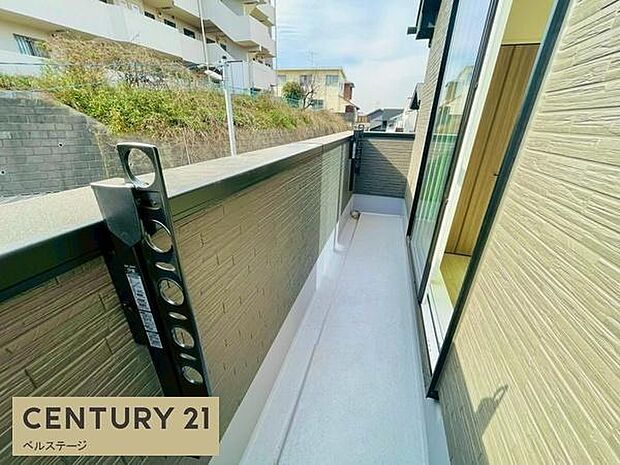 日当たり・通風良好なバルコニー