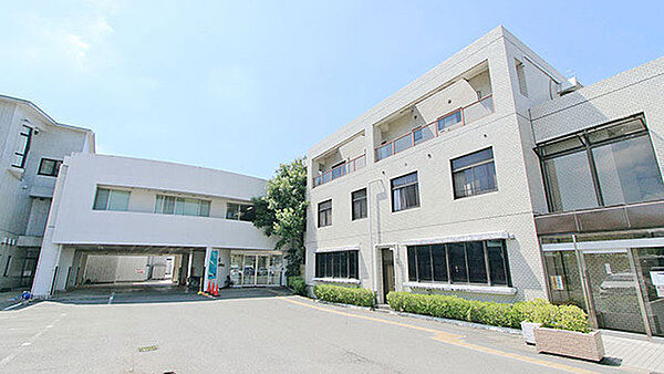 医療法人社団緑祐会永野病院まで5585m