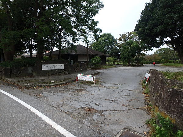 内みのわ運動公園プールまで1930m