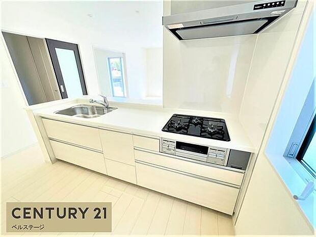 同仕様　オシャレなキッチンが素敵です！