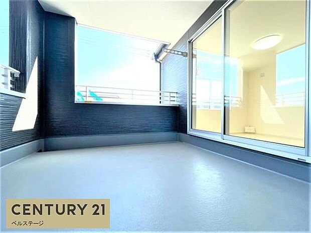 同仕様　日当たり・通風良好です！